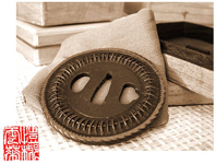 mukade gata tsuba